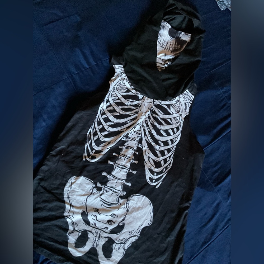 Skeleton t shirt